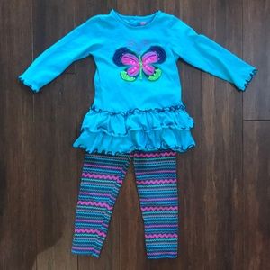 Girls outfit- top and leggings